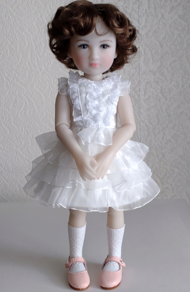 Princess Elizabeth : historique des poupées portrait Elizab21