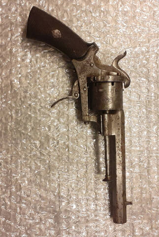 Marquages revolvers à broche belge (type lefaucheux)