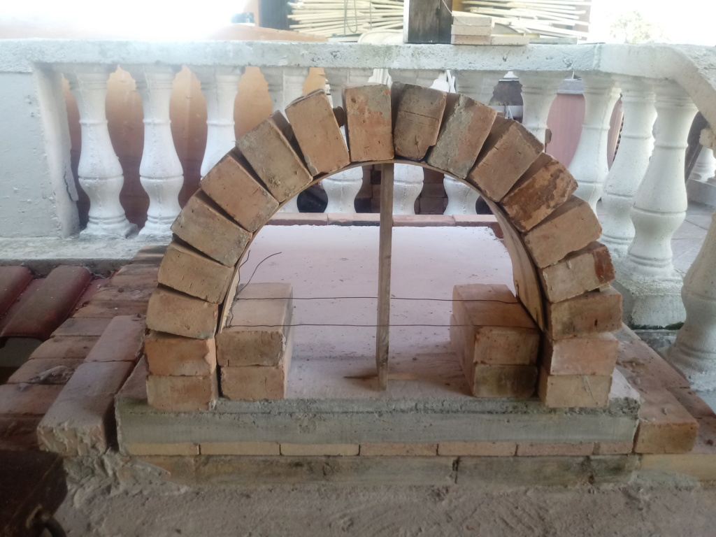 Construção de um forno residencial 20180915