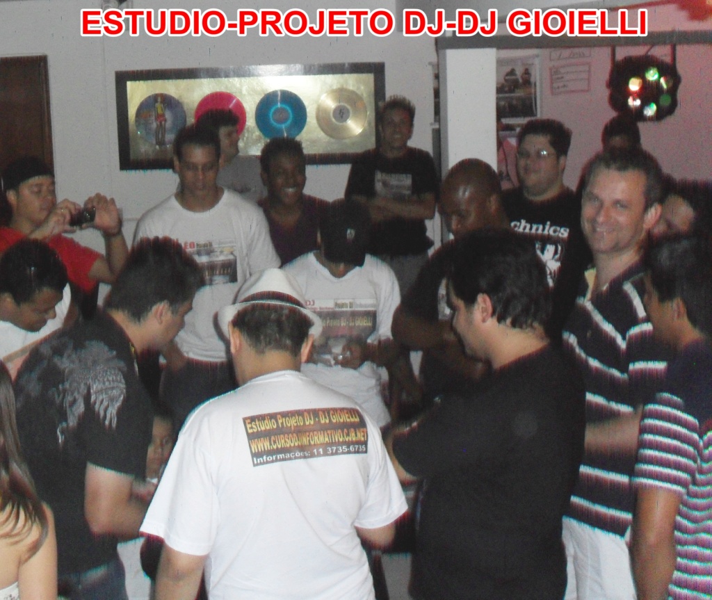 DJ GIOIELLI - História - Escola de DJ - Alunos - Cena DJ - Eventos com TOP DJS Estudi10