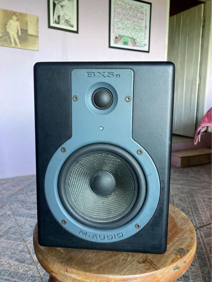 Par de Monitores Ativos M-Audio BX5a S410