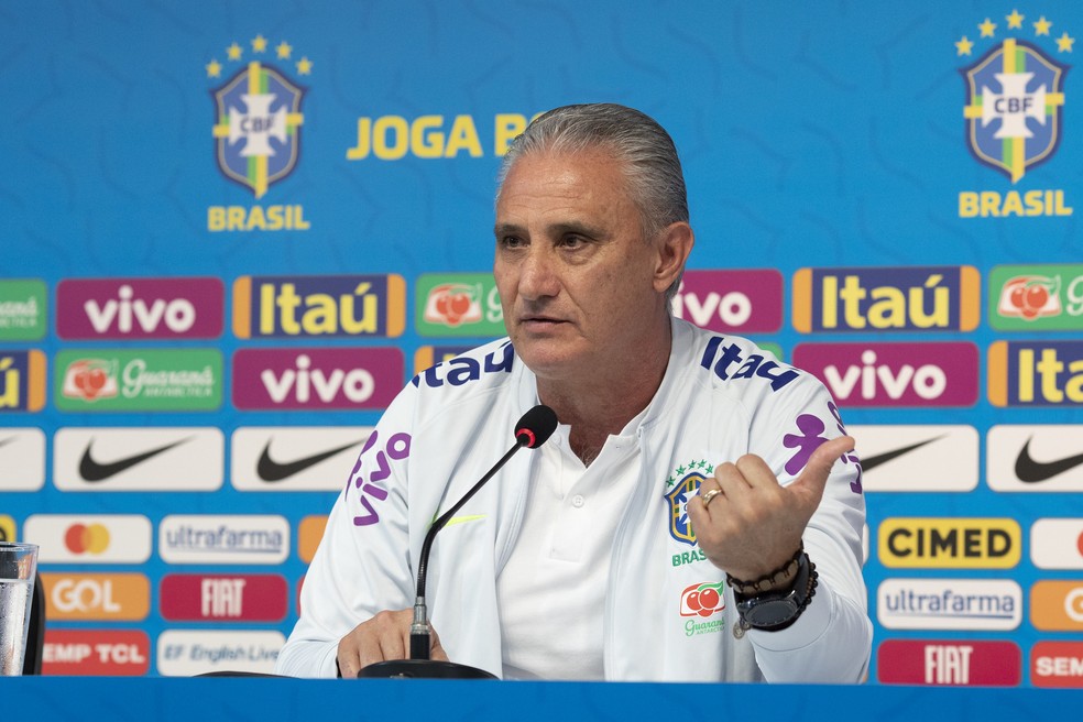 Tite indica equipe titular para partida contra o Catar 47994310