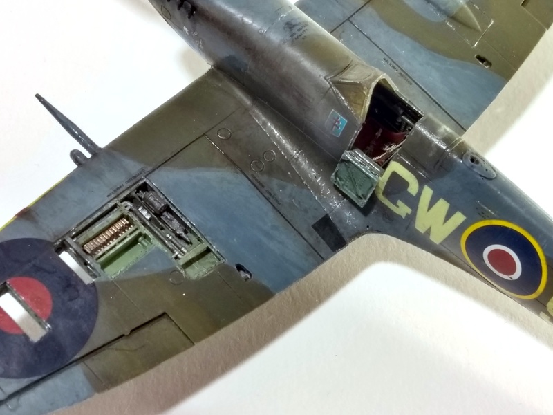 [Concours "Les 80 Ans des FAFL"] Spitfire F MK IX - Eduard - 1/72 - Page 7 Img_2430