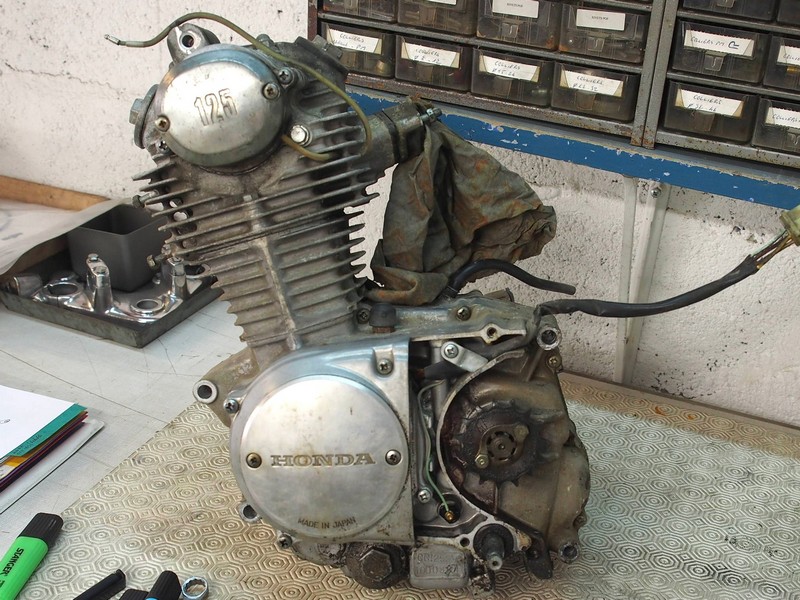 Restauration d'une Honda CB 125 S dans l'Oise Honda104