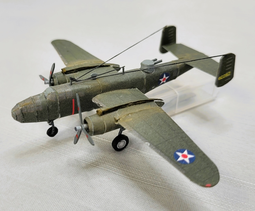 Die Flugzeuge der USS Hornet aus dem GPM Bogen – 1:200 – gebaut von Wilfried 528