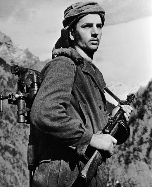 #1942 de 2 nci Dünya Savaşından bir görüntü# Abhazy10