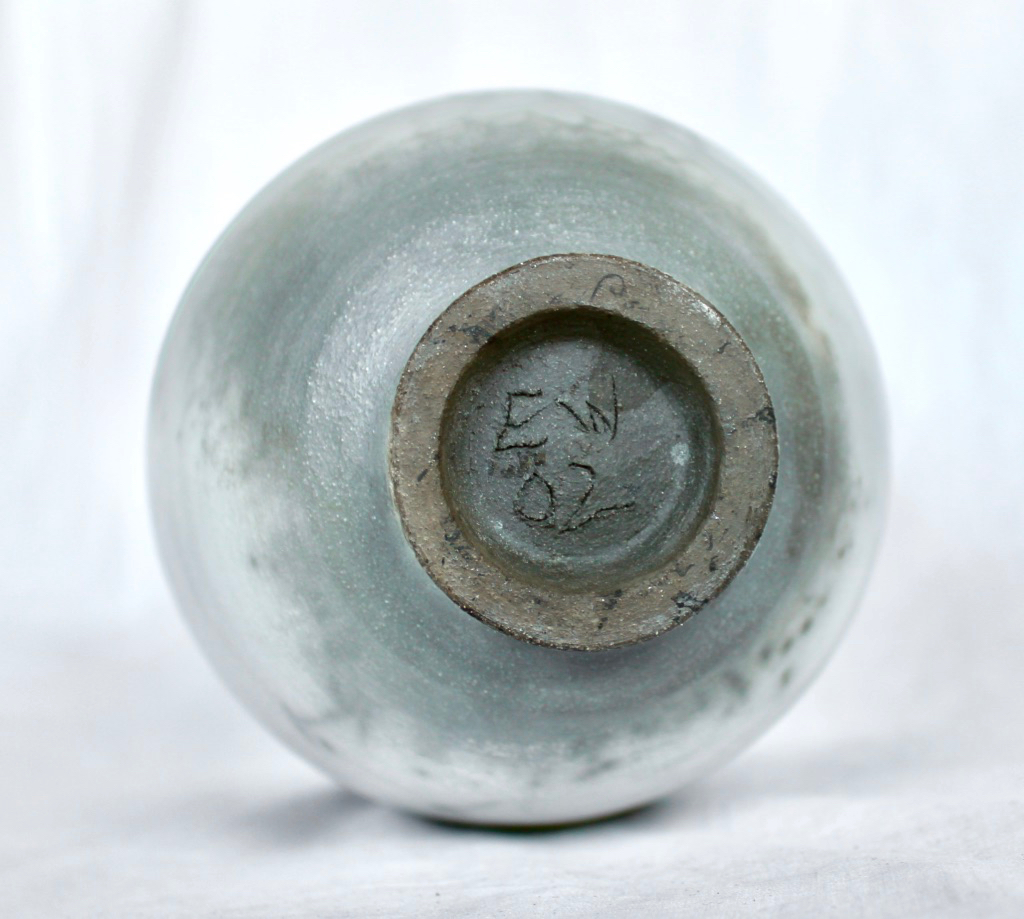 Studio Pottery Vase Signed EW mark Img_3811
