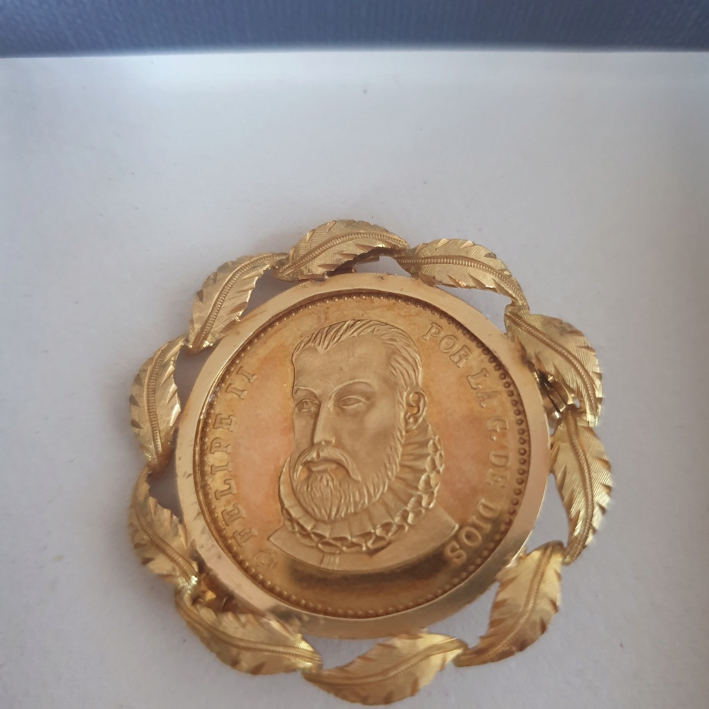 Joya numismática Felipe II ORO 20210911