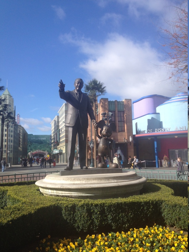 De l'Espagne à Disneyland Paris! - Page 2 Sstudi10