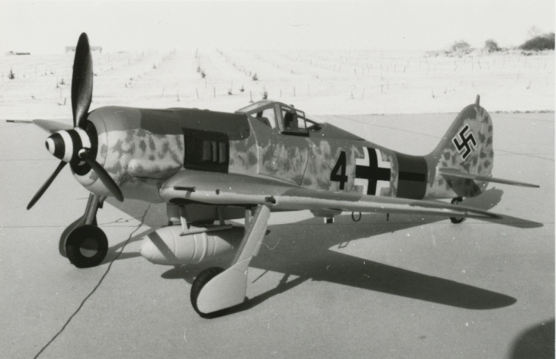 [OTAKI] FOCKE WULF Fw 190 A-8 Réf OT2 26 500 Fw_19023