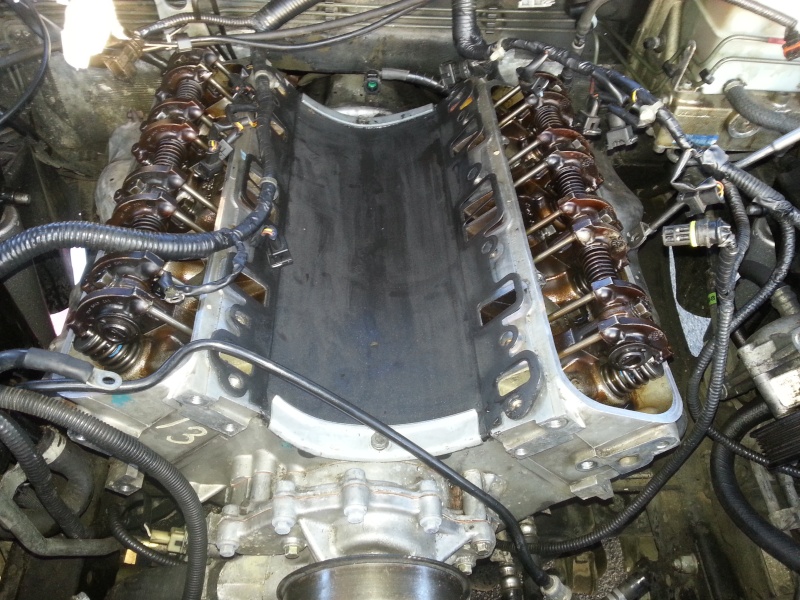 Refection du bas moteur du V8 20140211