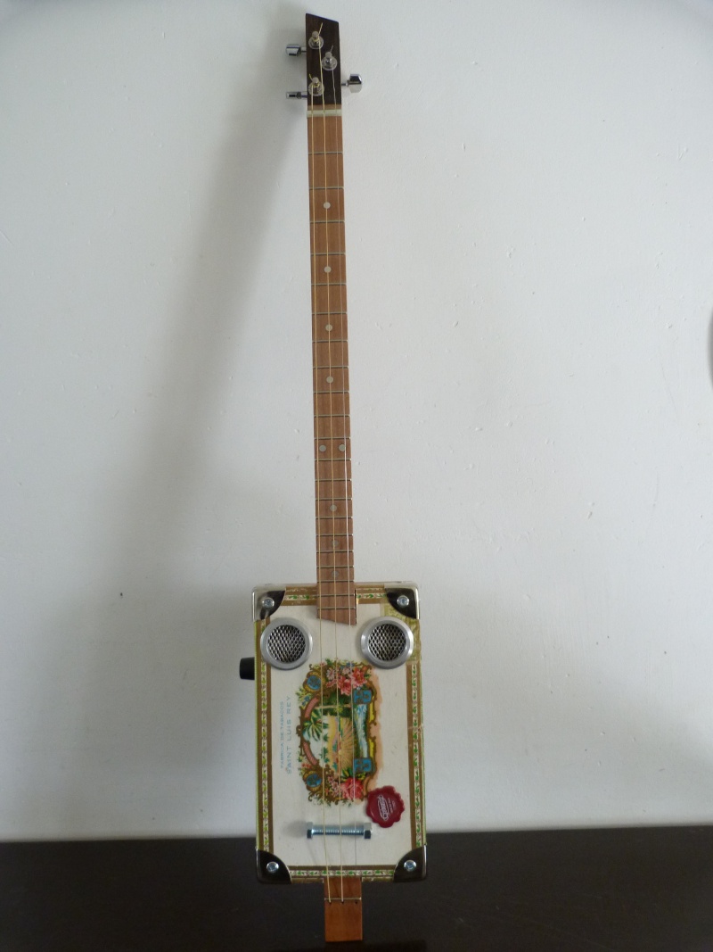 VDS Cigar Box Guitare P1070310