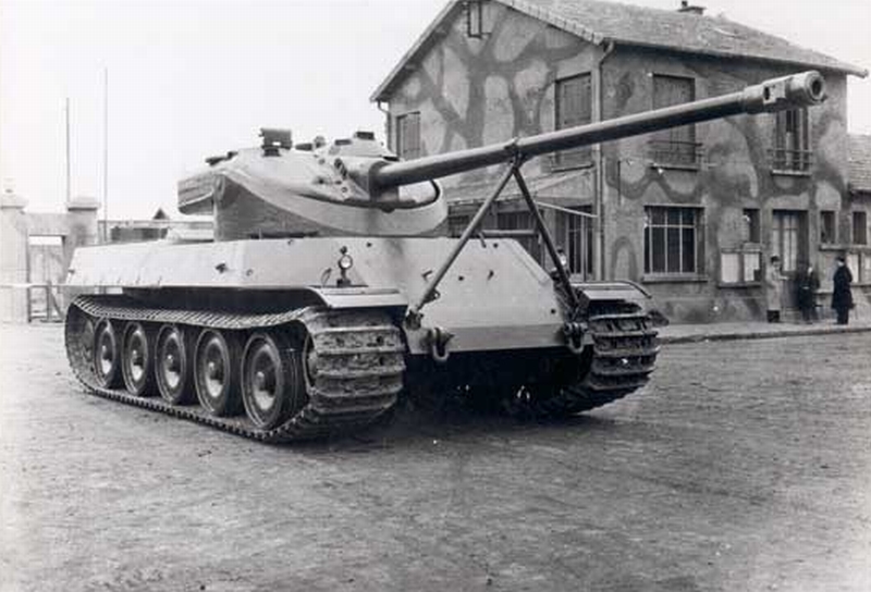 panzer - (panzer-model) Neue Panzerkampfwagen E 75 - Page 2 Amx_5010