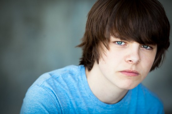 Here's your Damn Family - Brendan Meyer rôle de Colton Badwin Brenda10