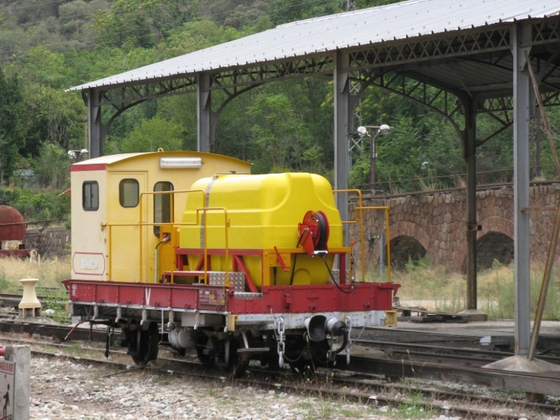 Le petit train jaune Img_1116
