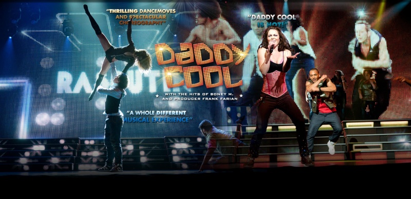 01/11/2013 DADDY COOL - the Musical (new official web site) Dcm-110