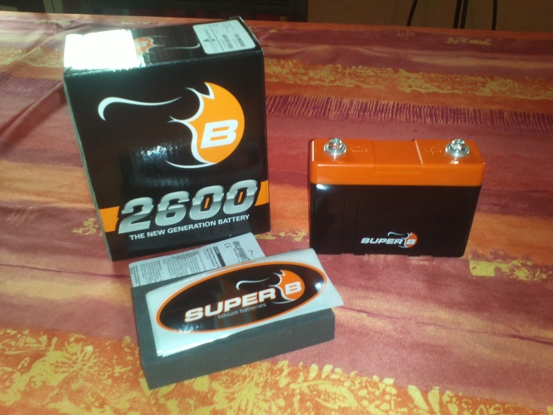 vends batteries lithium SUPER B Img61010