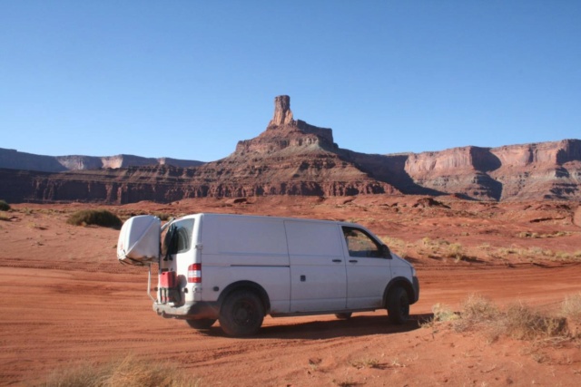 Van aménagé VW T5 L2H1 4MOTION 4x4 de 2011 Van310