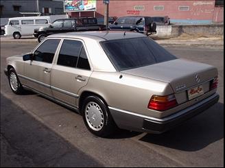 W124 300E 1987 Merced12