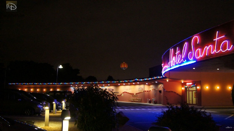 Disney's Hotel Santa Fe Dlp30n17