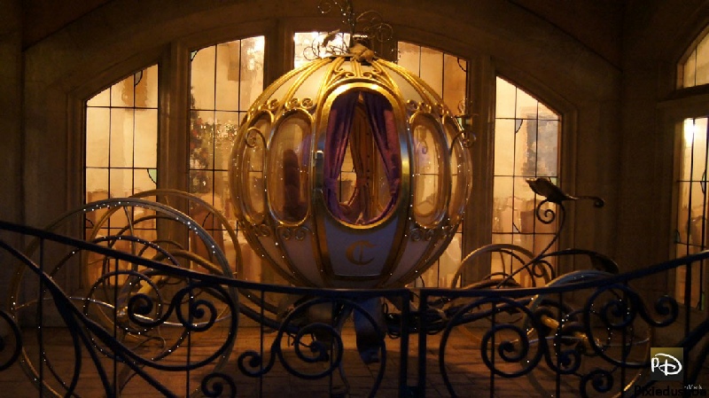 L'Auberge de Cendrillon (Disneyland Parc) Photon19