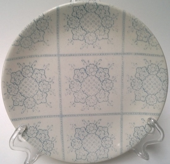 brown - Doily Blue d381 Doily_10