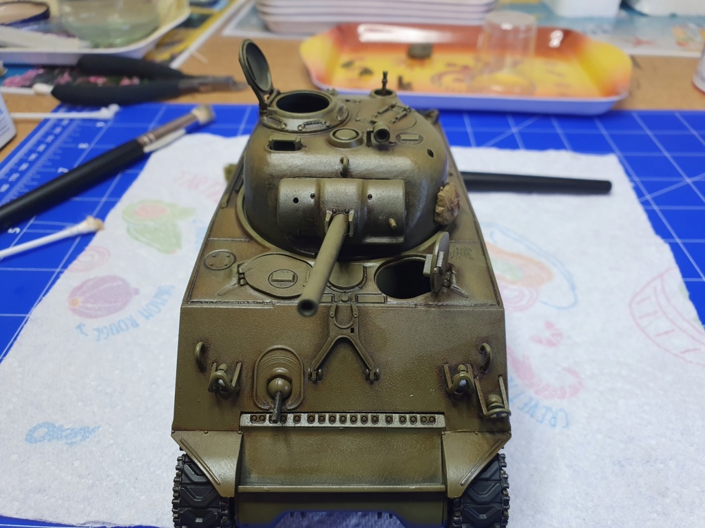 Sherman M4 A3 75 mm Tamiya 1/35 - Page 8 20191073