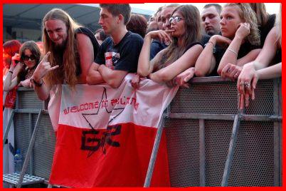 New GN'R - Legia Stadium - (Warsaw, Polonia) 15 de junio Fans110