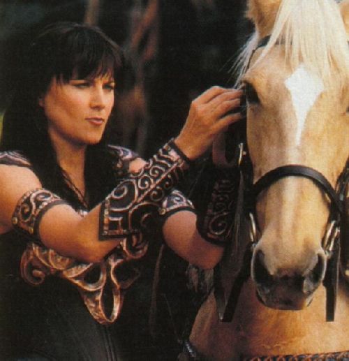 Xena - Page 38 20050510