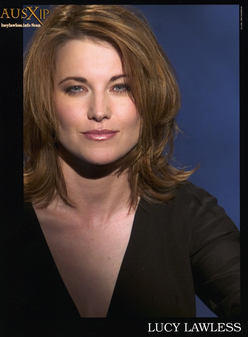 Lucy Lawless - Page 19 Lucyla10