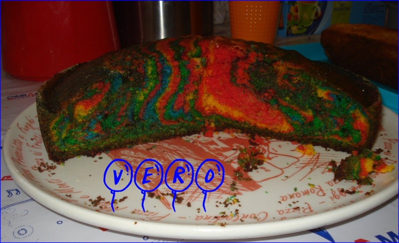 gâteaux multicolores du Carnaval - Page 5 Dsc00310