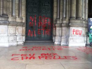  - Destruction des Églises par la franc maçonnerie sataniste et les partis politiques Sacrc310