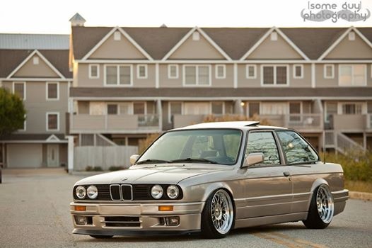 [ B M W ] E30 - Page 7 Bmw3_b10