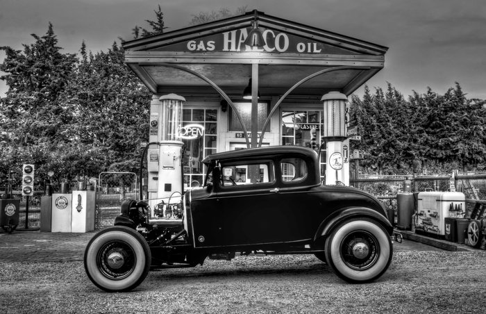 Old Gas Stations, Hotels and Car Hop Pics - Page 19 Displa10
