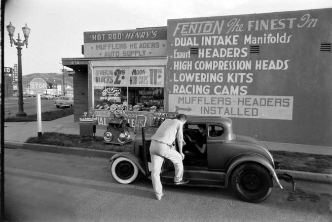 Old Gas Stations, Hotels and Car Hop Pics - Page 19 Hot-ro10