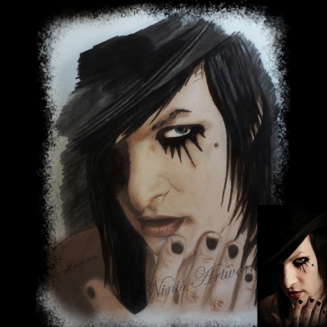 My Artworks ( plus de la moitié a été donné aux BVB ) ;)  Jinxx210