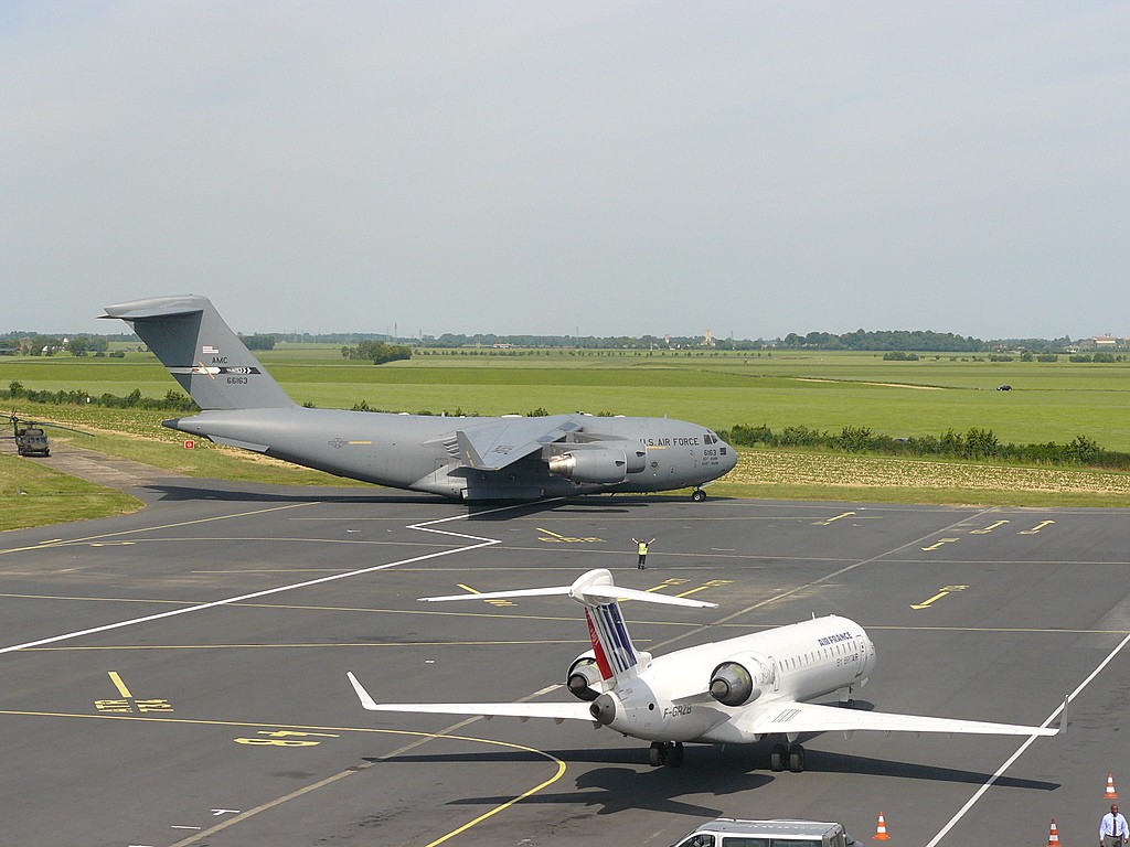 archives Caen 2009 (C 17 USAF) P1080425