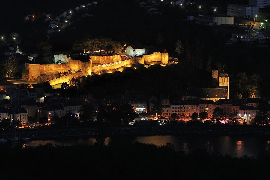 Chateau de Sierck, vu du Stromberg, lors de la Fête de St Jean, en Juin 12062310