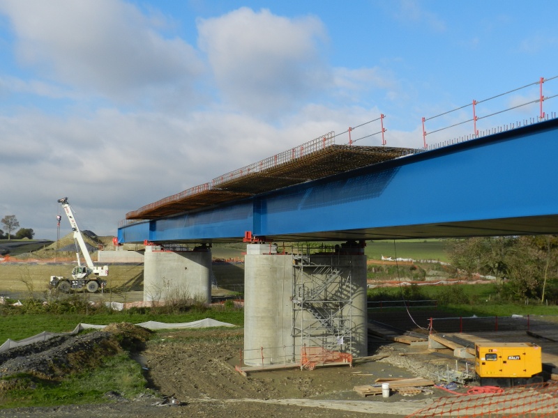 Petits viaducs de la LGV en Mayenne Vauvar21