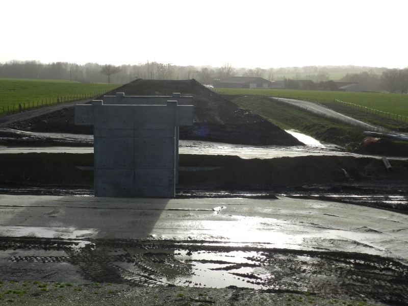 Petits viaducs de la LGV en Mayenne Vauvar69