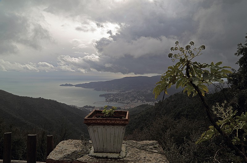  La côte Ligurienne Italienne depuis les hauteurs de  Rapallo ! Img_0010