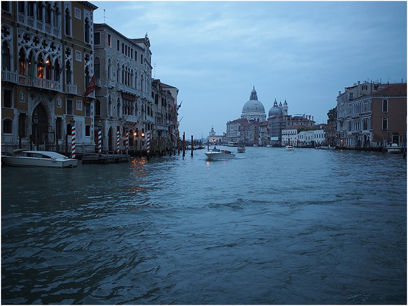  Venise "jour 2" temps gris  Pb020114