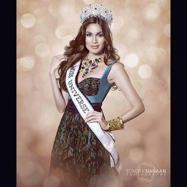 isler -  ♔ María Gabriela Isler (Molly) - Miss Universe 2013 Official Thread- (Venezuela) ♔ - Page 16 10176211