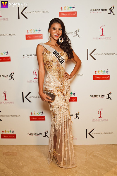  ♕ MISS UNIVERSE 2013 COVERAGE - PART 1 ♕ - Page 37 Miss3027