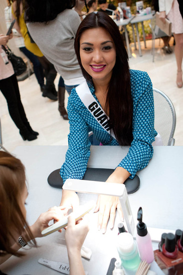  ♕ MISS UNIVERSE 2013 COVERAGE - PART 1 ♕ - Page 31 Pu_1_221