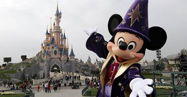 Disneyland Paris s'apprête à recruter 8000 personnes Safe_i13