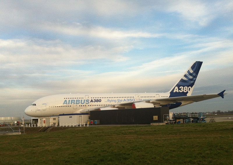 [débutant] Airbus A380 First Flight Heller 1/125 Img_2510