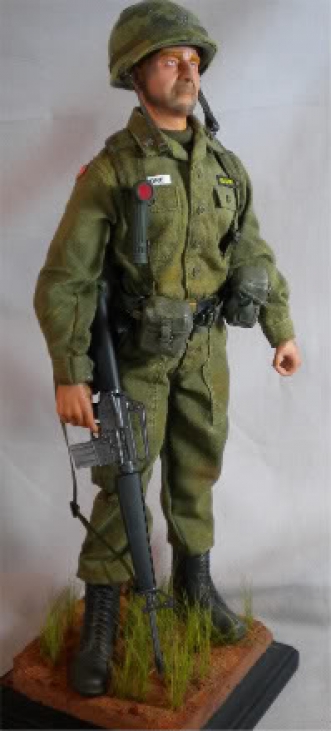 Lieutenant-colonel Hal Moore Moo210