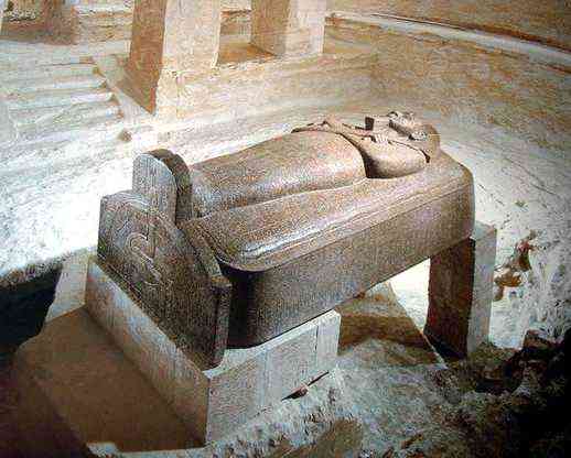Les tombes des pharaons Kv08_010