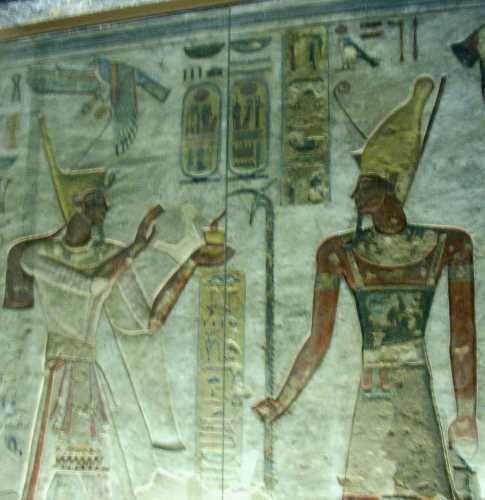 Les tombes des pharaons Pb152615